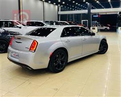 كرايسلر 300